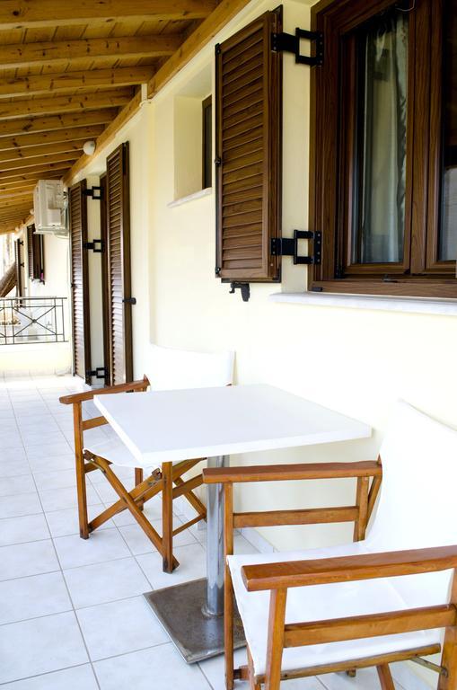 Antelia Homes สเกียธอสทาวน์ ภายนอก รูปภาพ