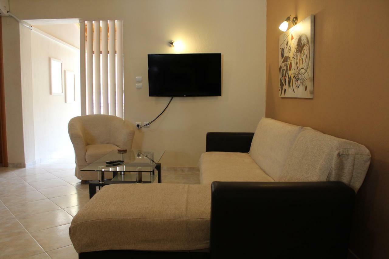 Antelia Homes สเกียธอสทาวน์ ภายนอก รูปภาพ