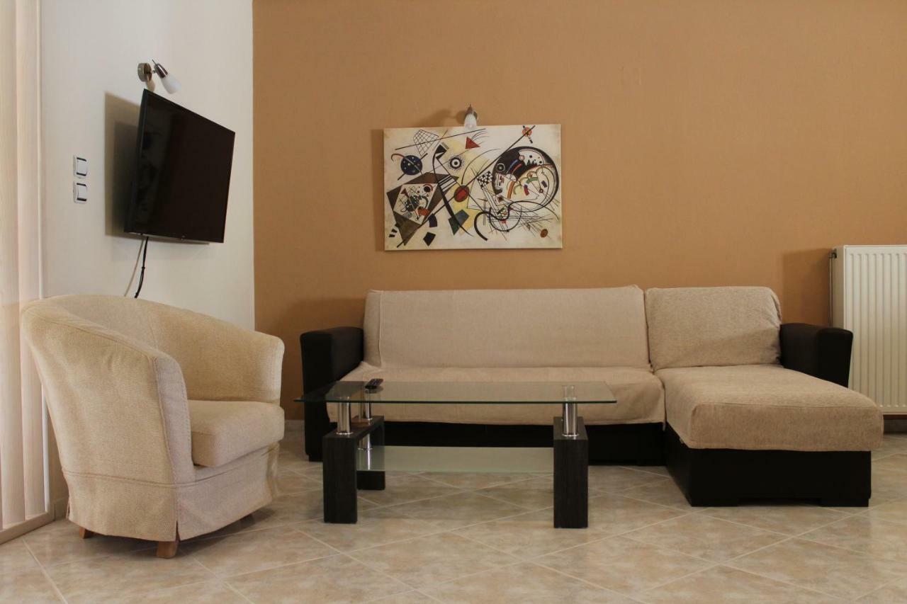 Antelia Homes สเกียธอสทาวน์ ภายนอก รูปภาพ