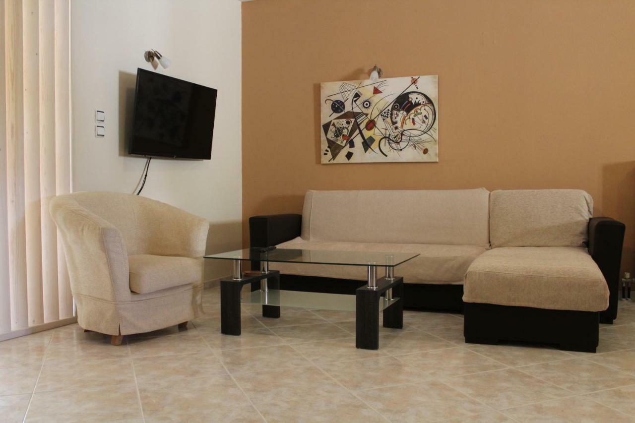 Antelia Homes สเกียธอสทาวน์ ภายนอก รูปภาพ