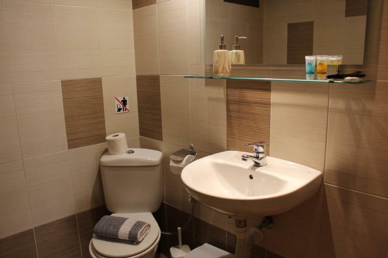 Antelia Homes สเกียธอสทาวน์ ภายนอก รูปภาพ